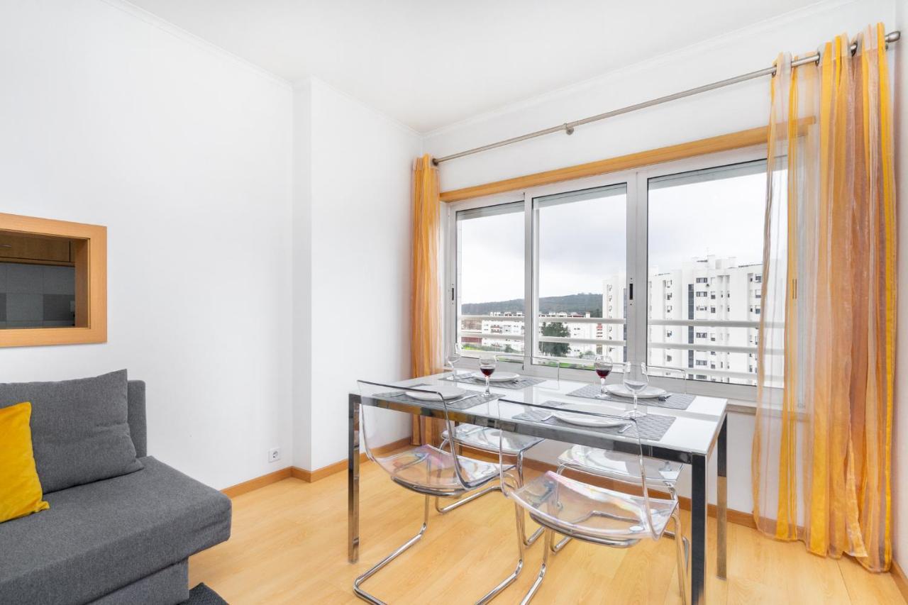 Lisboa, Cidade, Elegant With Air Cond, Free Wifi And Near Metro, By Ig Appartamento *